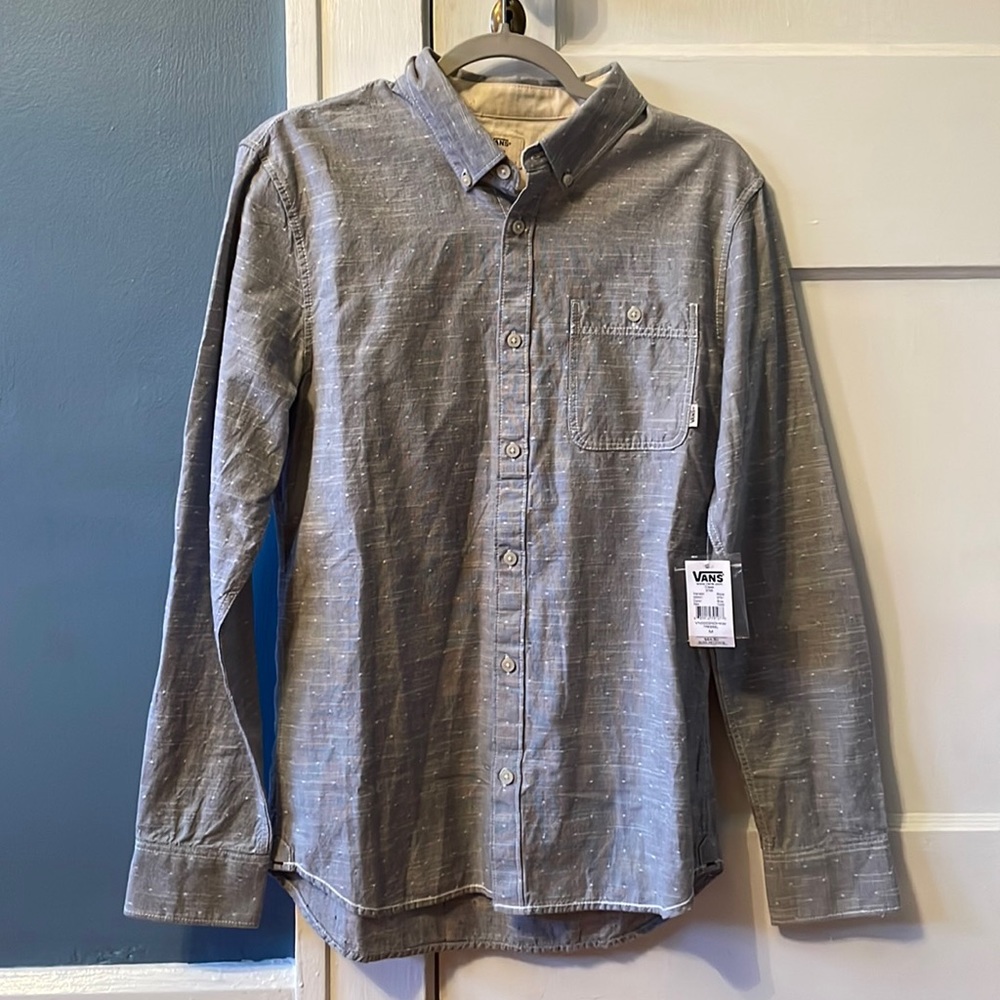 NWT VANS Men’s Button Down Dress Shirt